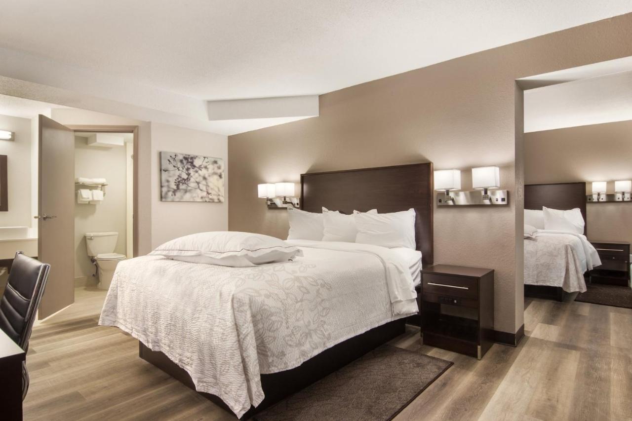 Red Roof Inn Plus & Suites Ери Екстериор снимка