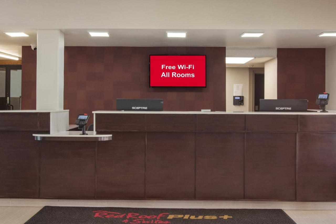 Red Roof Inn Plus & Suites Ери Екстериор снимка